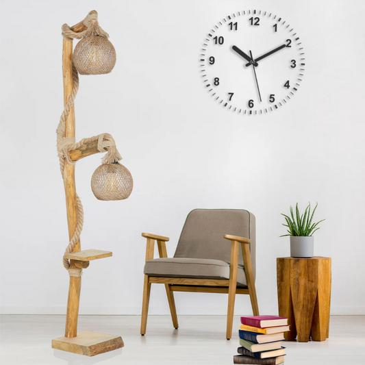 Lampadaire en bois et cordes avec rebord
