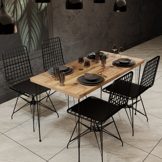Ensemble repas table et chaises industriel