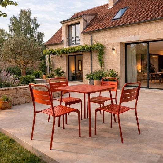 Ensemble table de jardin carrée 70cm et 4 chaises