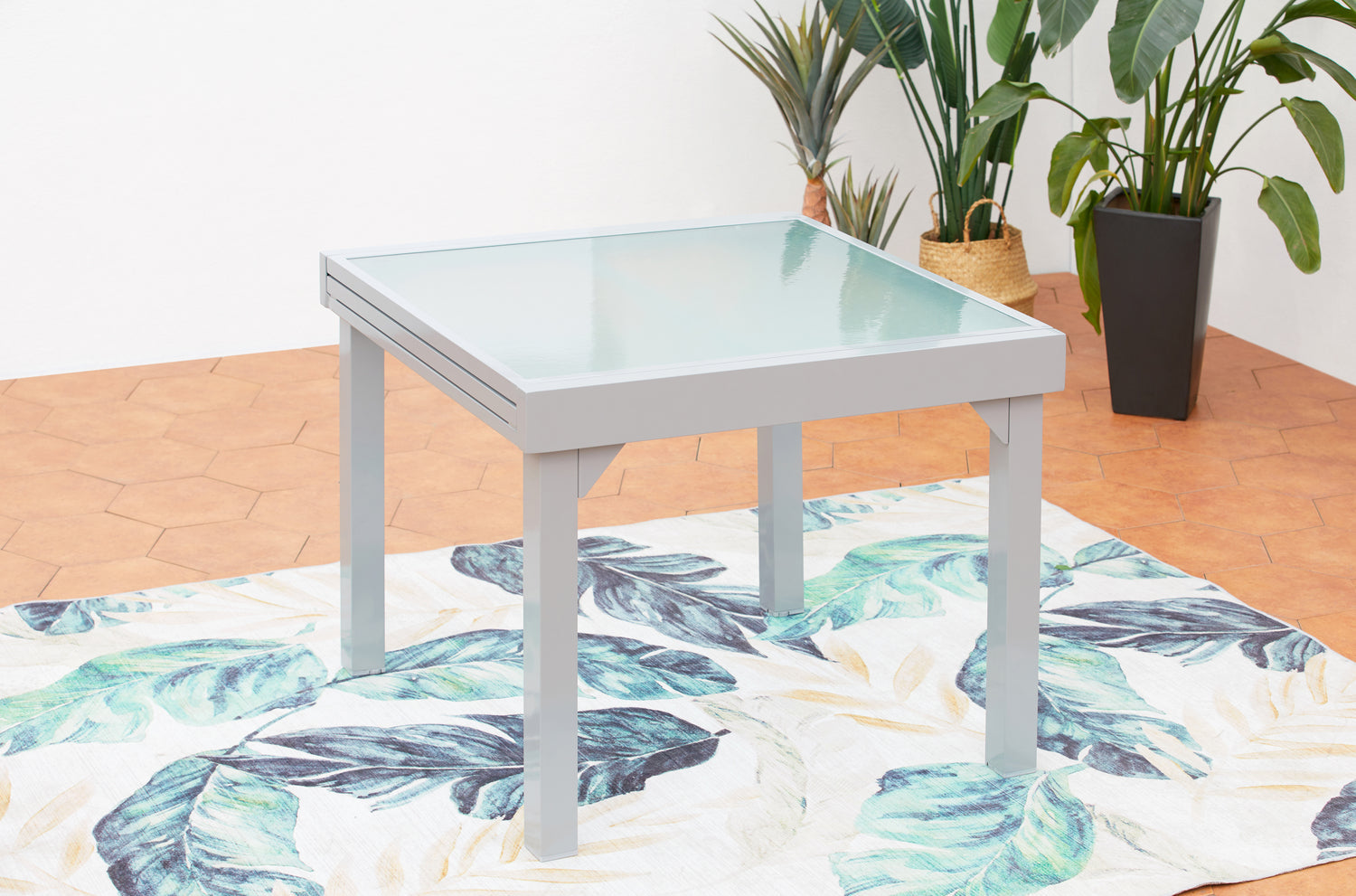 MOLVINA Hank Decor